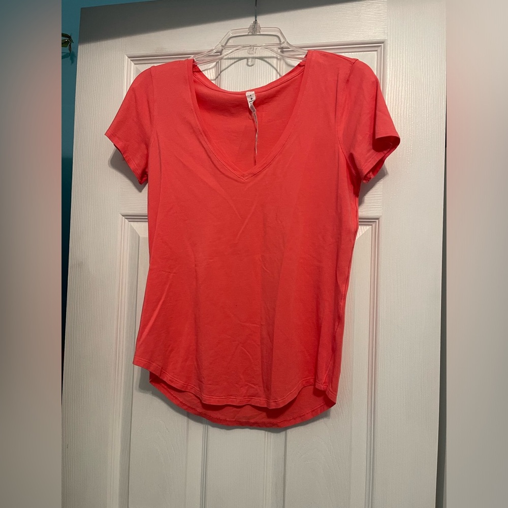 Lululemon Coral V Neck Short Sleeve Shirt